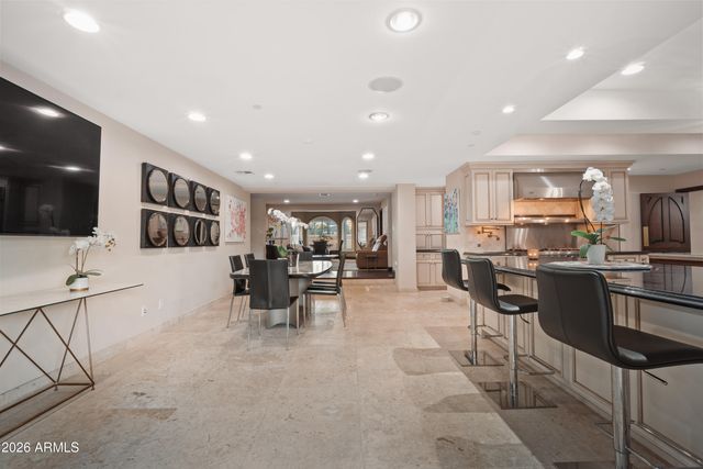 6611 N 64TH Place, Paradise Valley, AZ 85253