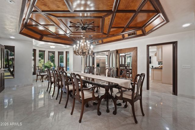 6611 N 64TH Place, Paradise Valley, AZ 85253