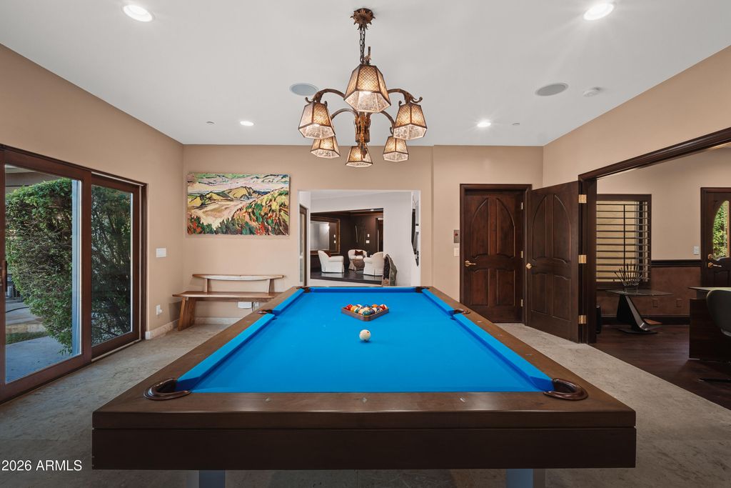 Image 33 of property listing at 6611 N 64TH Place, Paradise Valley, AZ 85253