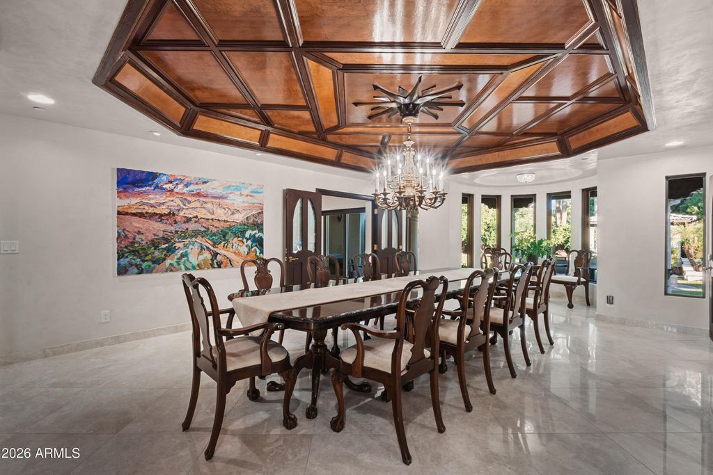 Image 34 of property listing at 6611 N 64TH Place, Paradise Valley, AZ 85253