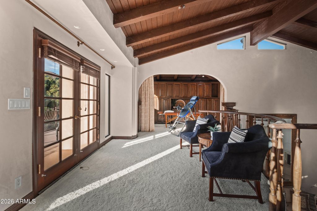 Image 35 of property listing at 6611 N 64TH Place, Paradise Valley, AZ 85253