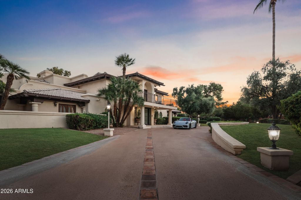 Image 59 of property listing at 6611 N 64TH Place, Paradise Valley, AZ 85253