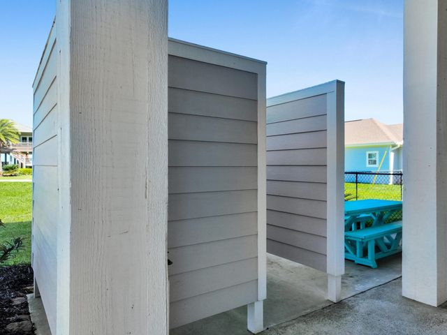 978 Sue Drive, Port Bolivar, TX 77650