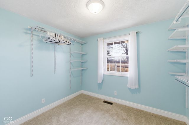 12800 N 175 E, Alexandria, IN 46001