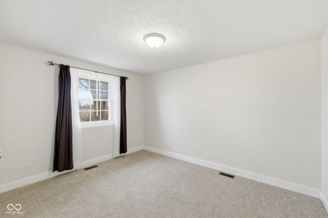 12800 N 175 E, Alexandria, IN 46001