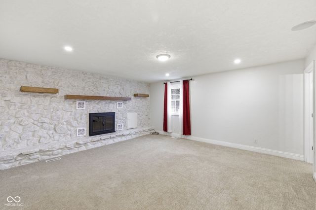 12800 N 175 E, Alexandria, IN 46001