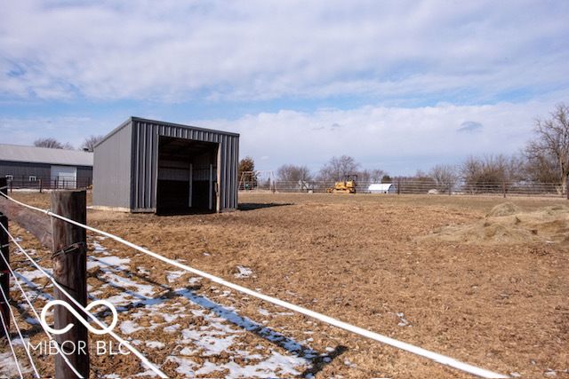 12800 N 175 E, Alexandria, IN 46001