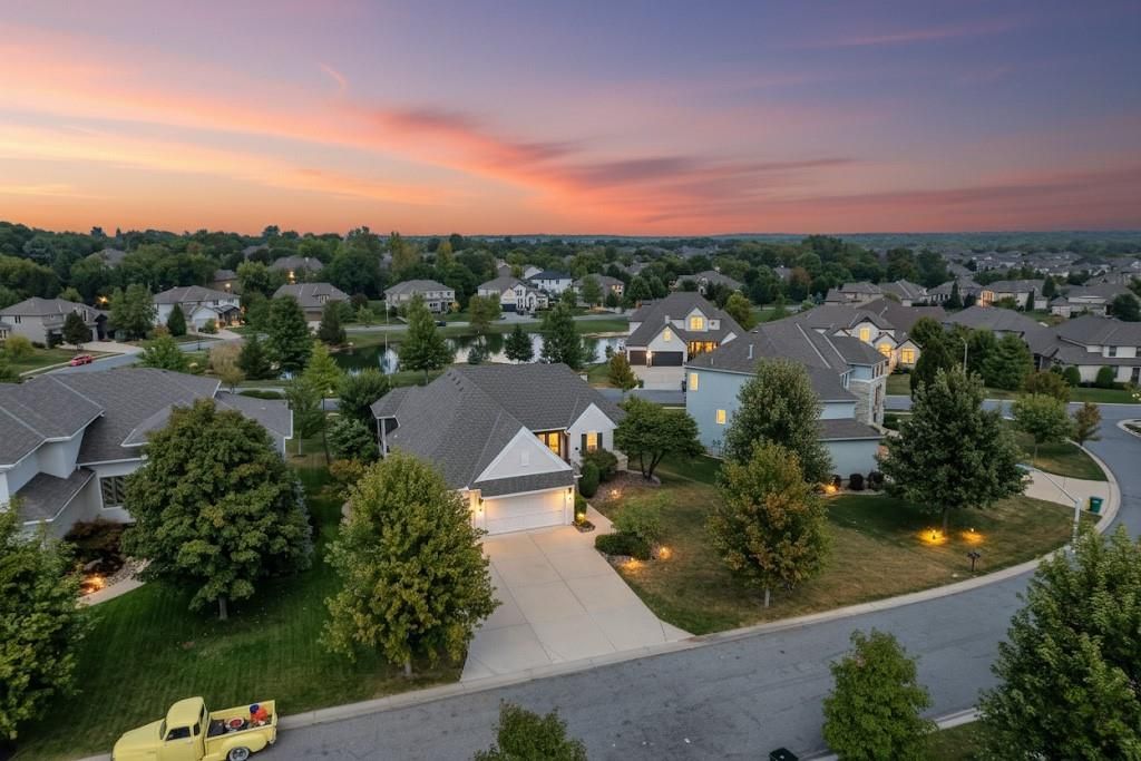 15812 Howe Street, Overland Park, KS 66224