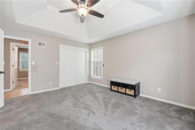 5305 NW 58TH Terrace, Kansas City, MO 64151