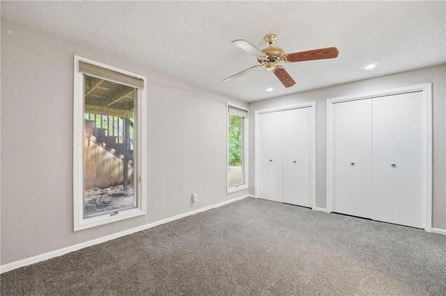 5305 NW 58TH Terrace, Kansas City, MO 64151