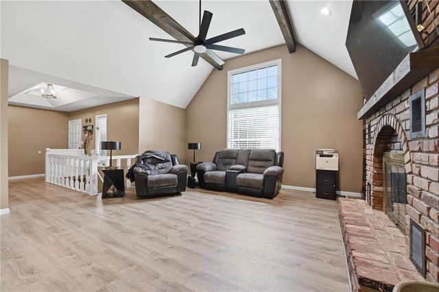 5305 NW 58TH Terrace, Kansas City, MO 64151