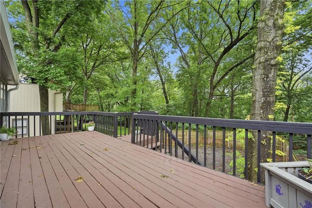5305 NW 58TH Terrace, Kansas City, MO 64151