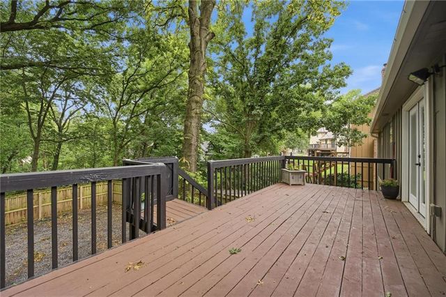 5305 NW 58TH Terrace, Kansas City, MO 64151