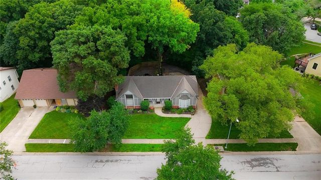 5305 NW 58TH Terrace, Kansas City, MO 64151