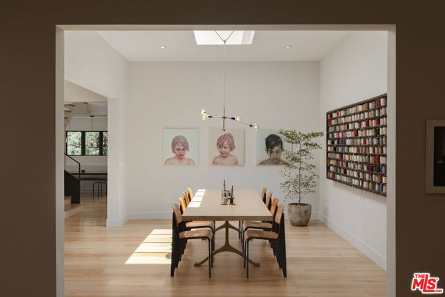 226 S Rimpau Boulevard, Los Angeles, CA 90004