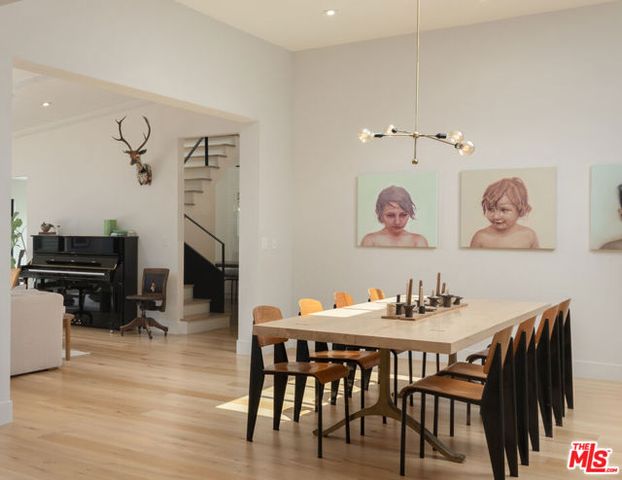 226 S Rimpau Boulevard, Los Angeles, CA 90004