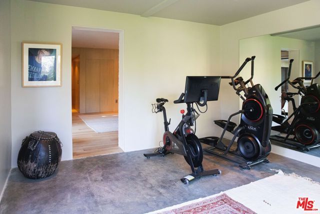 226 S Rimpau Boulevard, Los Angeles, CA 90004