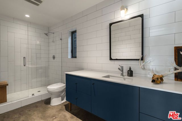 226 S Rimpau Boulevard, Los Angeles, CA 90004