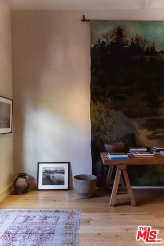 226 S Rimpau Boulevard, Los Angeles, CA 90004
