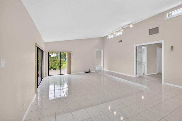 5580 Piping Rock Drive, Boynton Beach, FL 33437