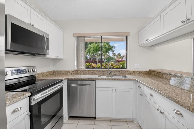 5580 Piping Rock Drive, Boynton Beach, FL 33437