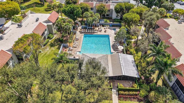 5580 Piping Rock Drive, Boynton Beach, FL 33437