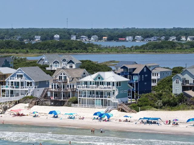 30 Porpoise Place, N Topsail Beach, NC 28460