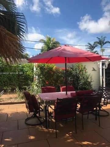 1916 Coolidge St 1, Hollywood, FL 33020