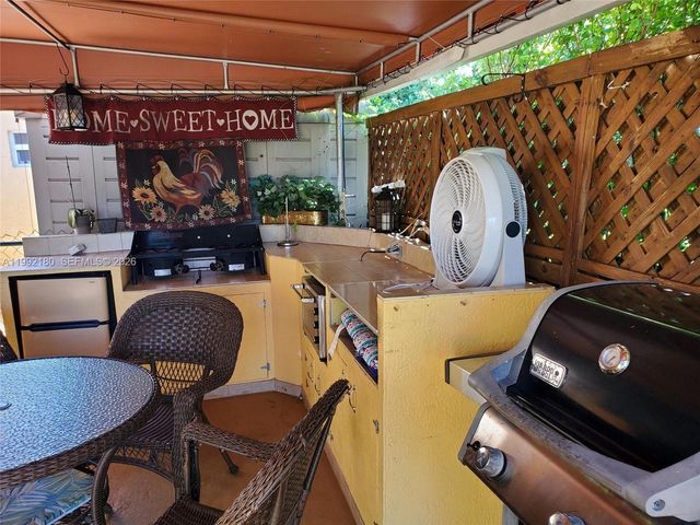 1916 Coolidge St 1, Hollywood, FL 33020