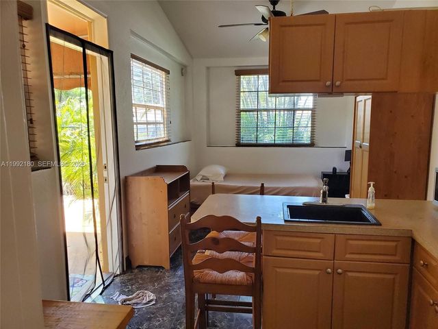 1916 Coolidge St 1, Hollywood, FL 33020