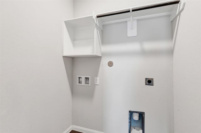 2394 Tavo Trail Drive, Conroe, TX 77301