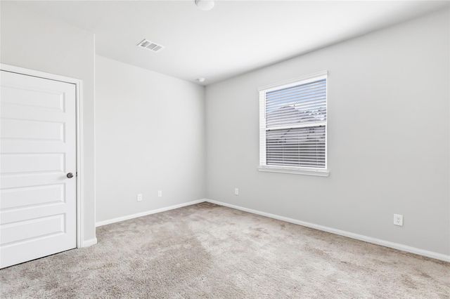 2394 Tavo Trail Drive, Conroe, TX 77301