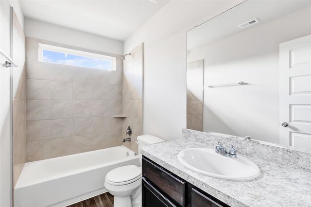 2394 Tavo Trail Drive, Conroe, TX 77301