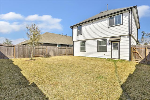 2394 Tavo Trail Drive, Conroe, TX 77301