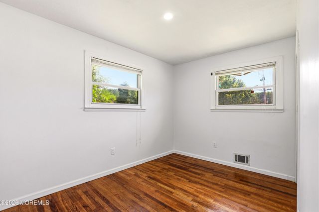 1106 Bennetts Mills Road, Jackson, NJ 08527