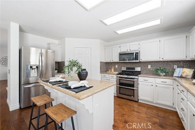 33751 Abbey, Temecula, CA 92592