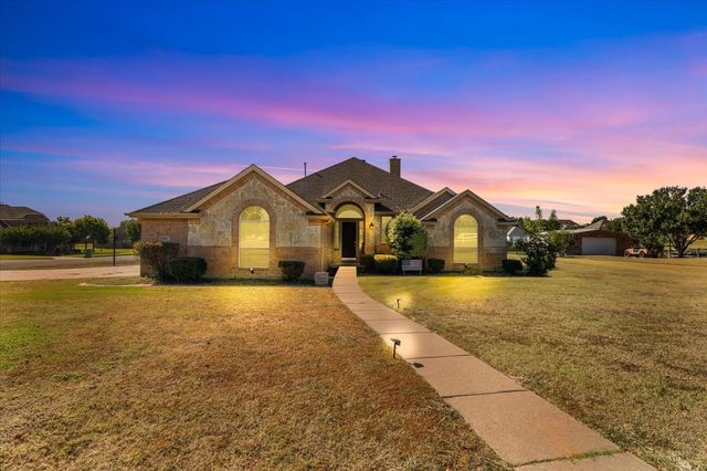 5012 Pheasant Run Drive, Joshua, TX 76058