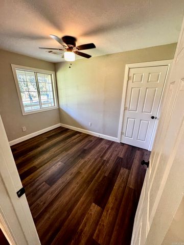 5523 jacksonville conway, Jacksonville, AR 72076