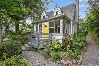 300 Richmond DR, Hampton, VA 23664