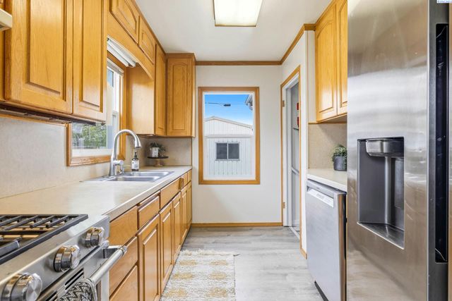 1432 Goethals Dr, Richland, WA 99354