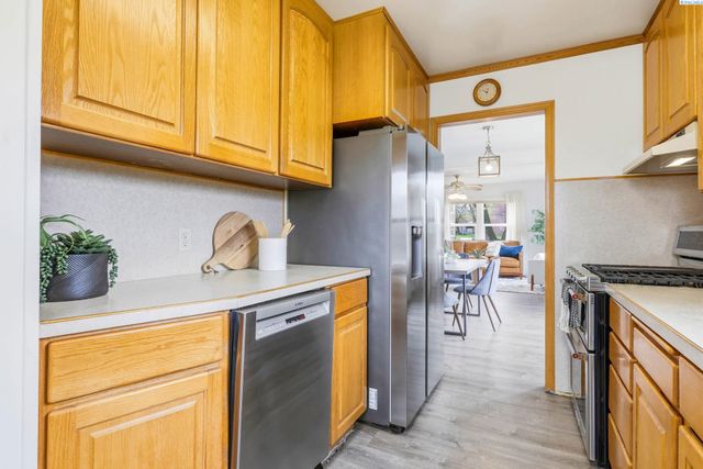 1432 Goethals Dr, Richland, WA 99354