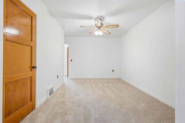 1432 Goethals Dr, Richland, WA 99354