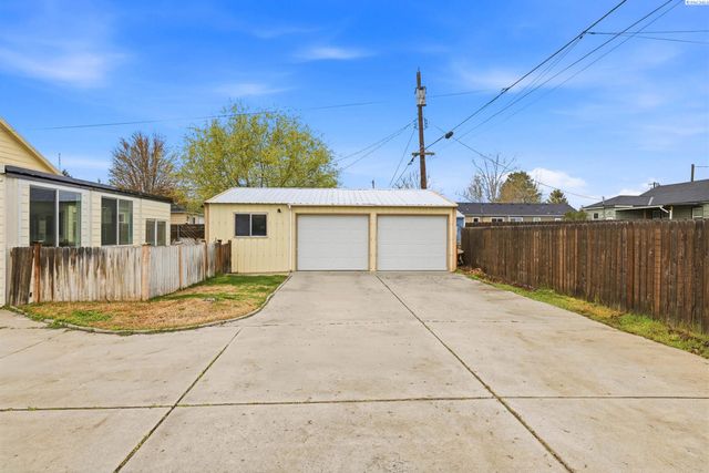 1432 Goethals Dr, Richland, WA 99354