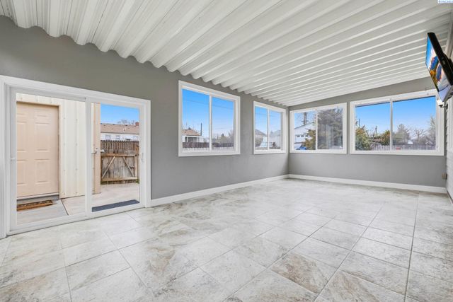 1432 Goethals Dr, Richland, WA 99354