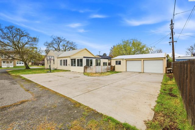 1432 Goethals Dr, Richland, WA 99354