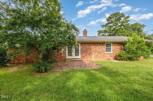 2141 Biltmore Drive, Fayetteville, NC 28304
