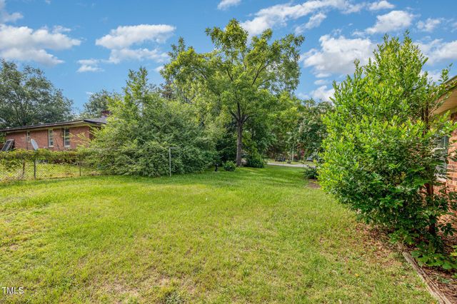 2141 Biltmore Drive, Fayetteville, NC 28304