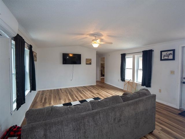 98194 N 3610 Road, Paden, OK 74860