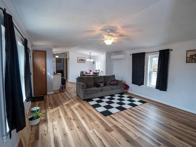 98194 N 3610 Road, Paden, OK 74860