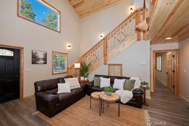 478 Cedar, Sugarloaf, CA 92386
